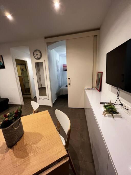 אליקאנטה Great Apartment Close To Plaza De Torres מראה חיצוני תמונה